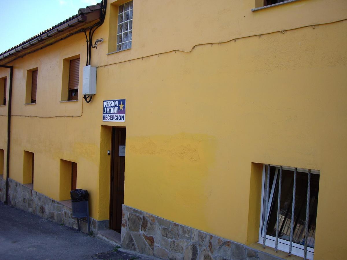 Pensión la Estación Nubledo Exterior foto